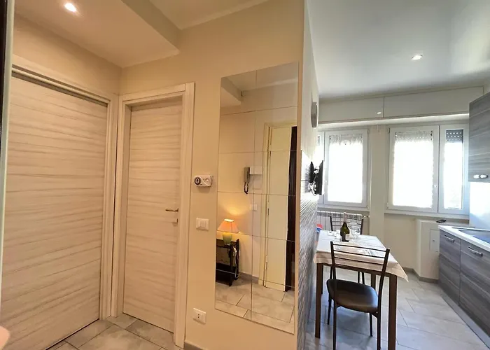Tuscolana Appartement *